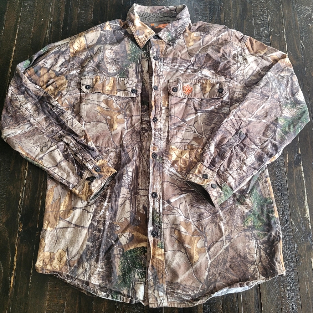 Game Winner Camouflage Long Sleeve Hunting Shirt Men's Size Medium